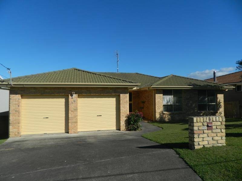 16 Sunbakers Drive, Forster NSW 2428