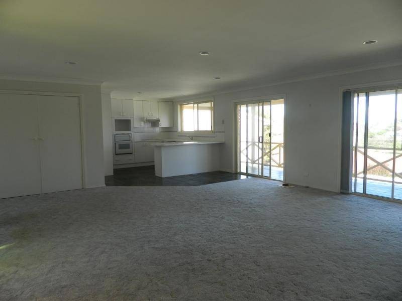 16 Sunbakers Drive, Forster NSW 2428