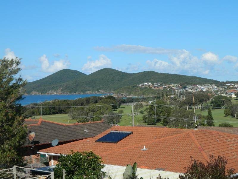 16 Sunbakers Drive, Forster NSW 2428