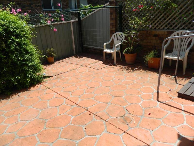 2/2 Wills Court, Forster NSW 2428