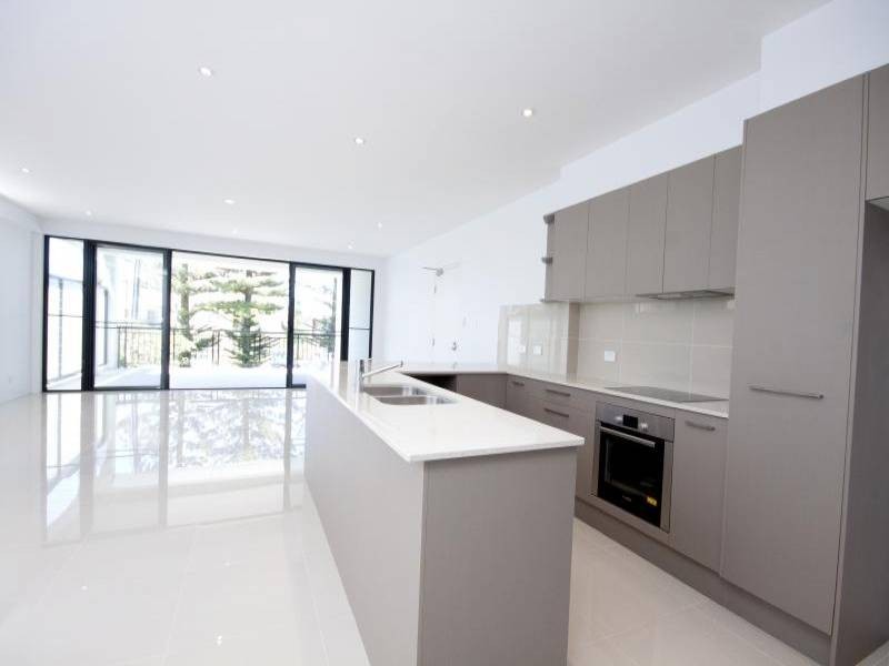 2/14 Wharf Street, Tuncurry NSW 2428