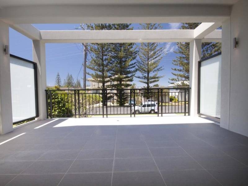 2/14 Wharf Street, Tuncurry NSW 2428
