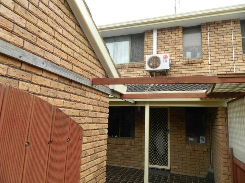 2/1 Pineview Close, Tuncurry NSW 2428