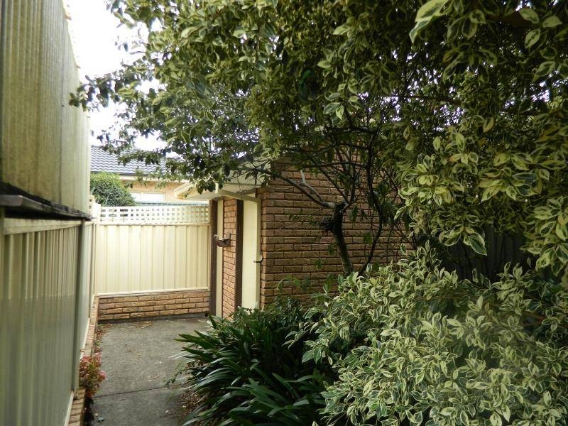 2/1 Pineview Close, Tuncurry NSW 2428