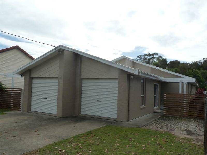 1 & 2/13 Helen Street, Forster NSW 2428