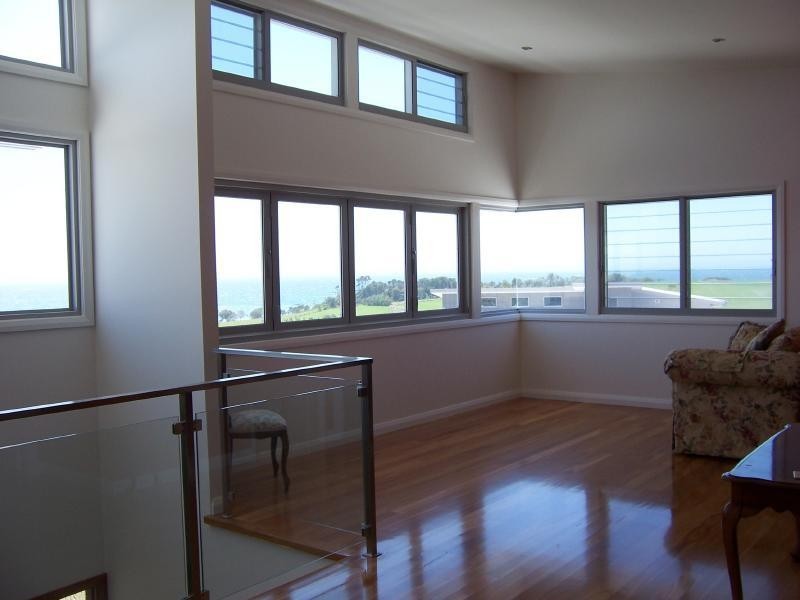13 Torquay Circuit, Red Head NSW 2430
