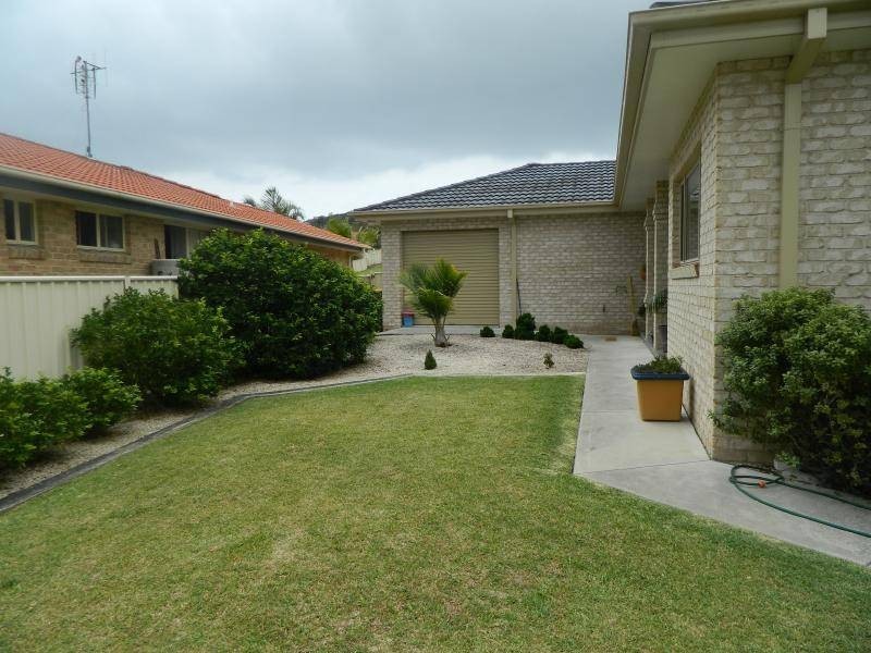 43 Akala Ave, Forster NSW 2428