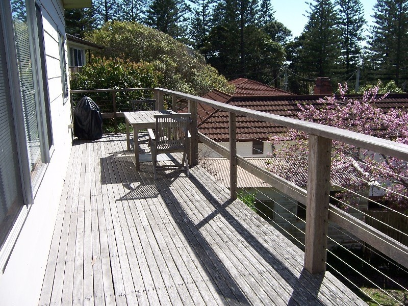 6 Surfview Avenue, Hallidays Point NSW 2430