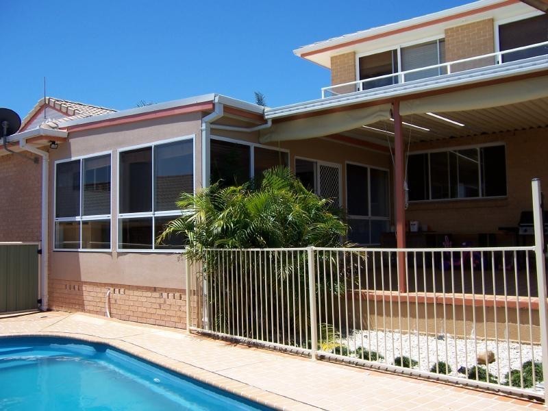 12 Burke Close, Forster NSW 2428
