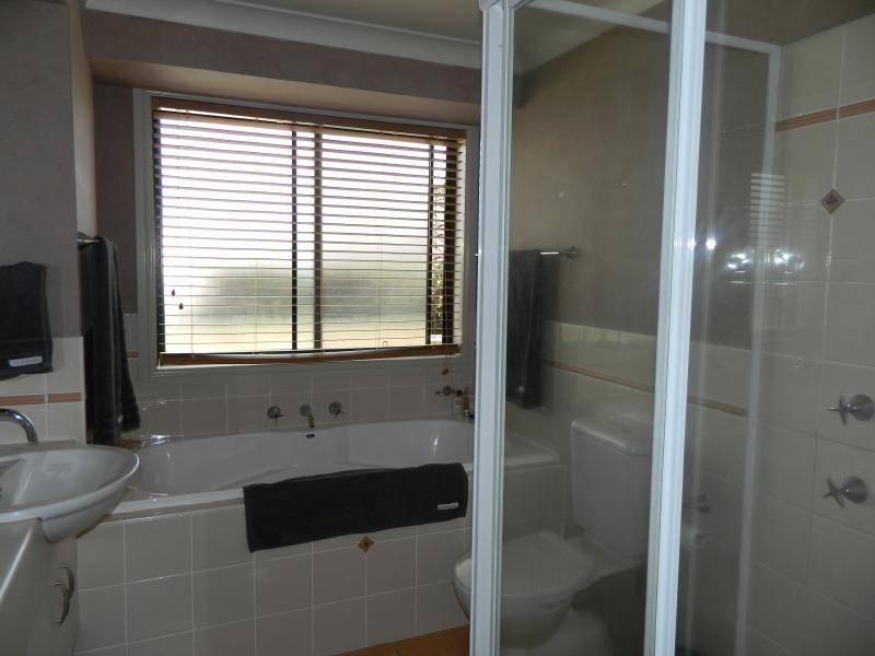 60 Wamara Crescent, Forster NSW 2428