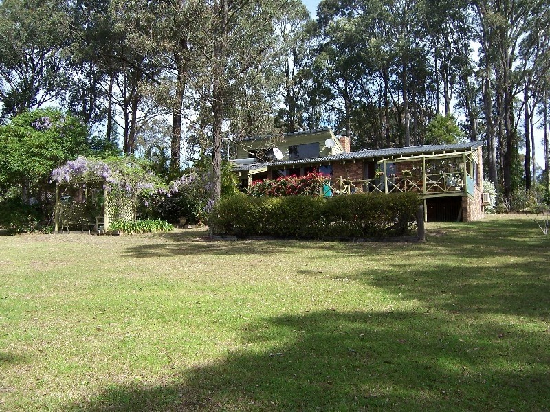1 Homestead Heights, Hallidays Point NSW 2430