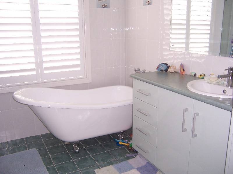 661 The Lakesway, Darawank NSW 2428