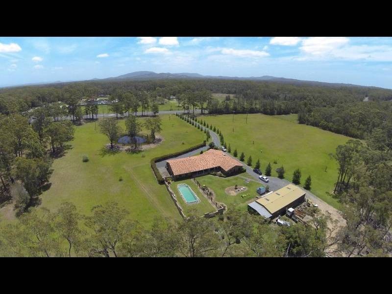 1204 The Lakesway, Darawank NSW 2428