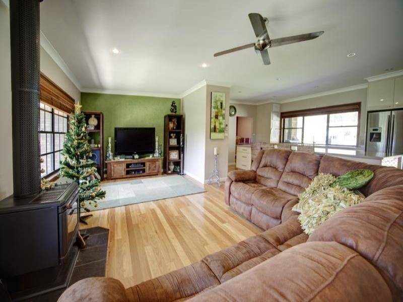 1204 The Lakesway, Darawank NSW 2428