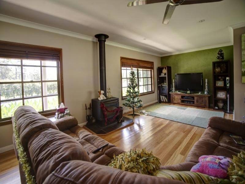 1204 The Lakesway, Darawank NSW 2428