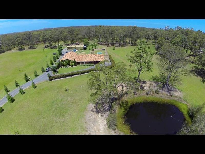 1204 The Lakesway, Darawank NSW 2428