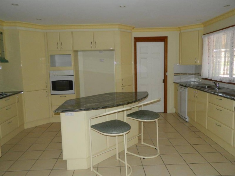 48 Elizabeth Parade, Forster NSW 2428