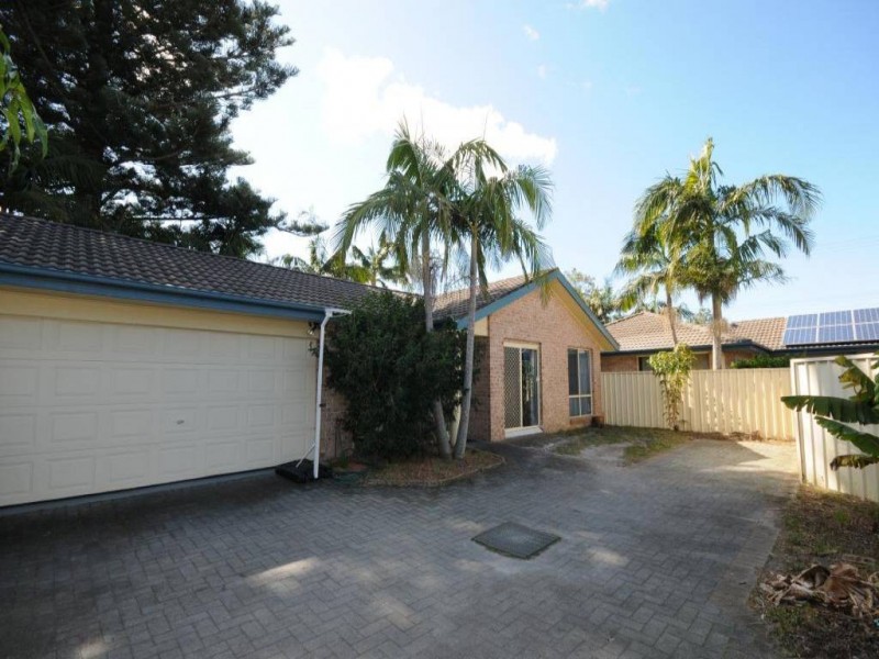 4/17 Short Street, Forster NSW 2428