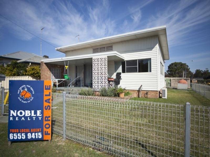 25 Boundary Street, Forster NSW 2428