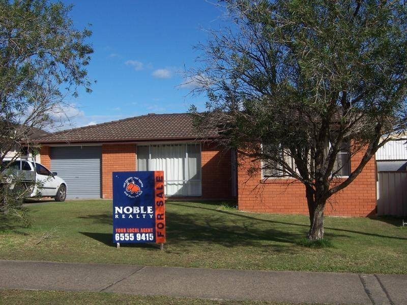 40 Lake Street, Forster NSW 2428