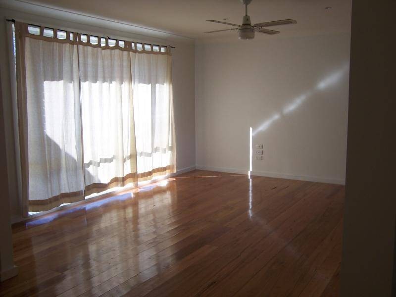 40 Lake Street, Forster NSW 2428