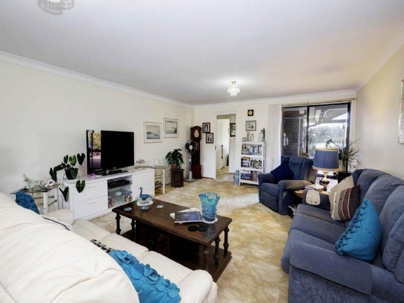 90 Elizabeth Parade, Forster NSW 2428