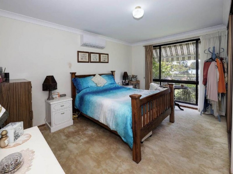 90 Elizabeth Parade, Forster NSW 2428