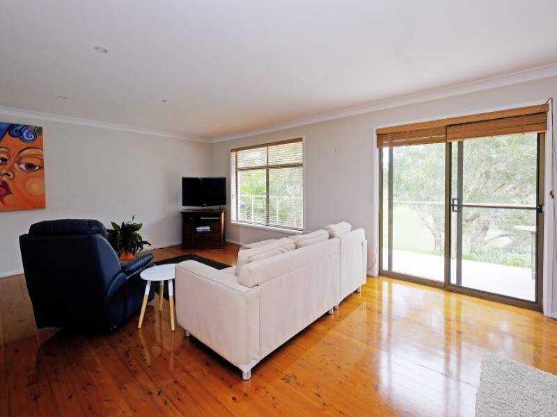 8 Gleeson Avenue, Forster NSW 2428