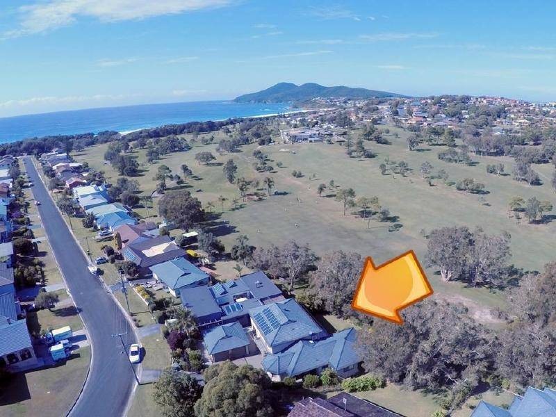 8 Gleeson Avenue, Forster NSW 2428