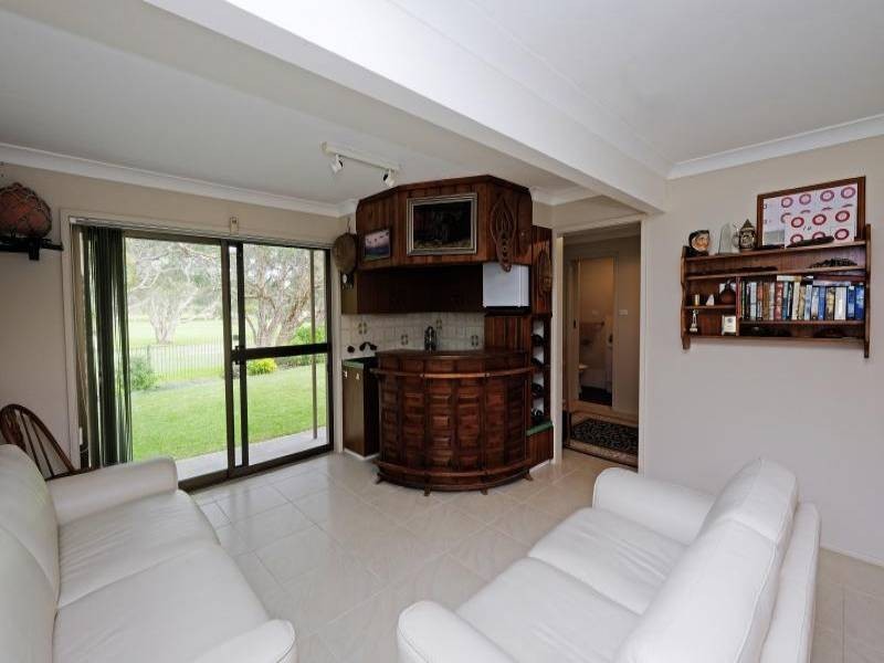 8 Gleeson Avenue, Forster NSW 2428