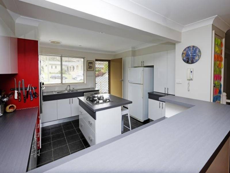 8 Gleeson Avenue, Forster NSW 2428