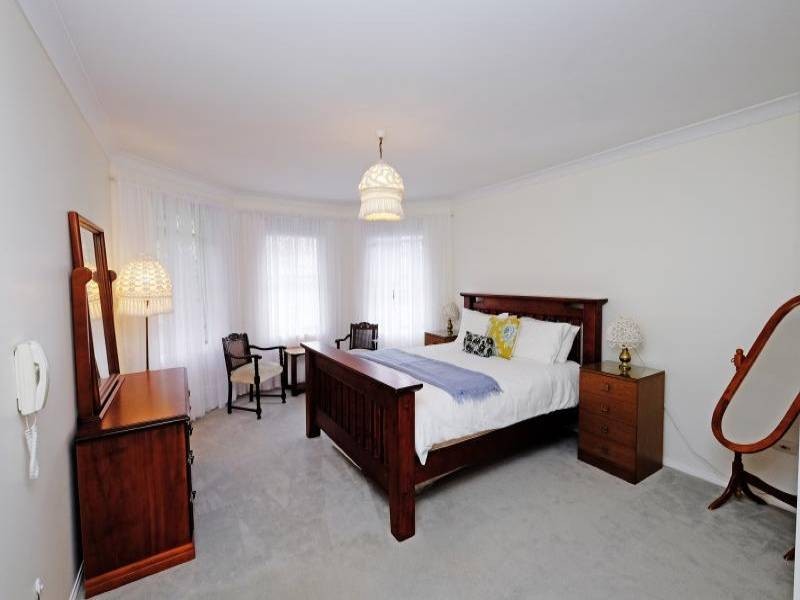 8 Gleeson Avenue, Forster NSW 2428