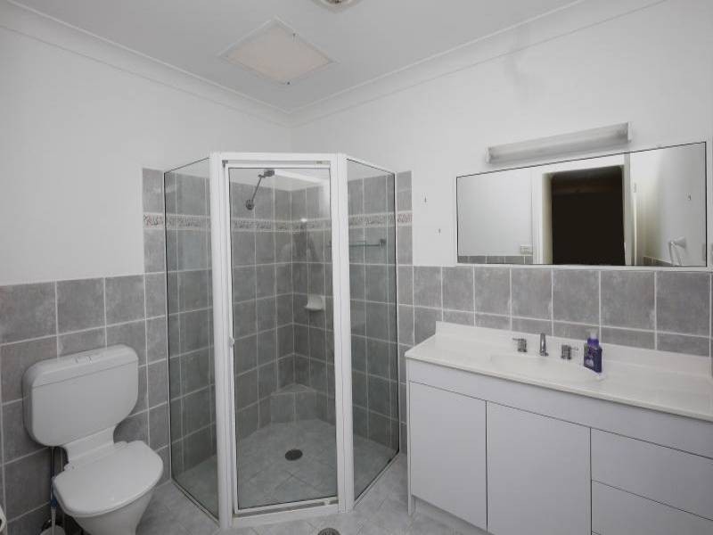 8 Gleeson Avenue, Forster NSW 2428