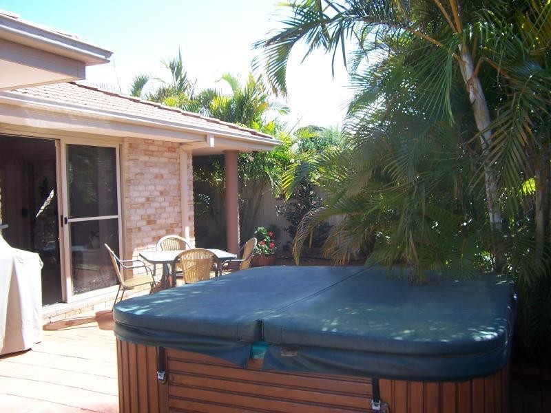 50 Grandis Drive, Tuncurry NSW 2428