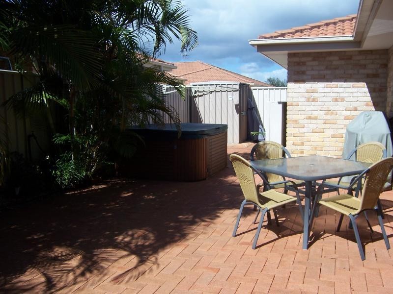 50 Grandis Drive, Tuncurry NSW 2428