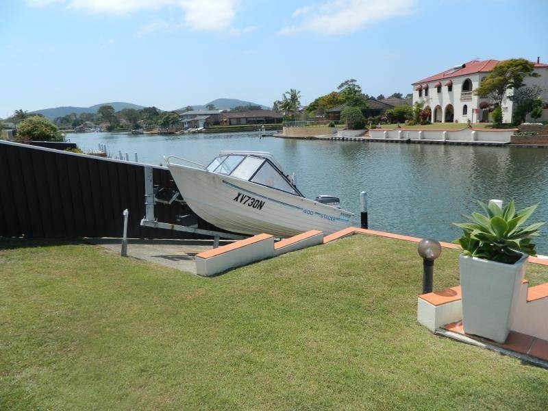 24 Supply Avenue, Forster NSW 2428