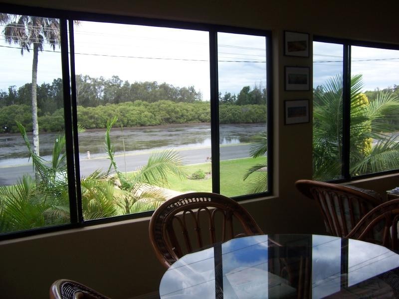 49 Point Road, Tuncurry NSW 2428