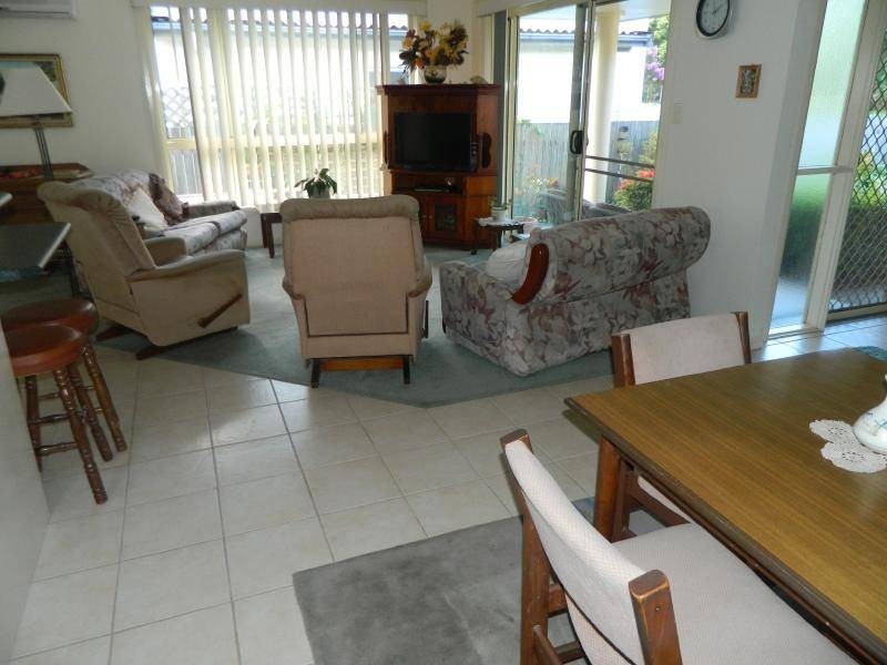 1/5 Cross Street, Forster NSW 2428