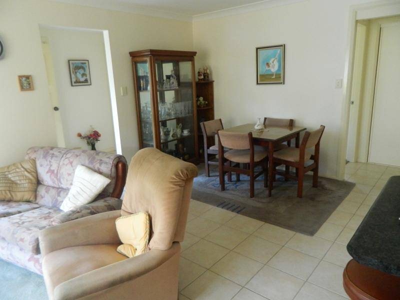 1/5 Cross Street, Forster NSW 2428