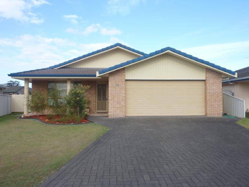 74 Amanda Crescent, Forster NSW 2428
