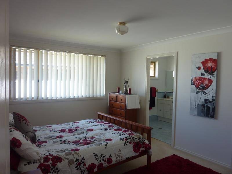 74 Amanda Crescent, Forster NSW 2428