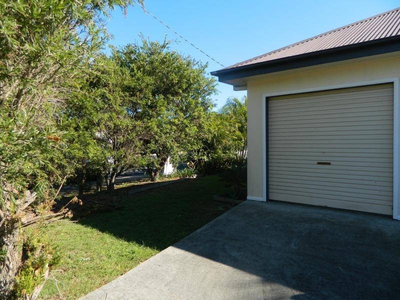 80 The Lakesway, Forster NSW 2428