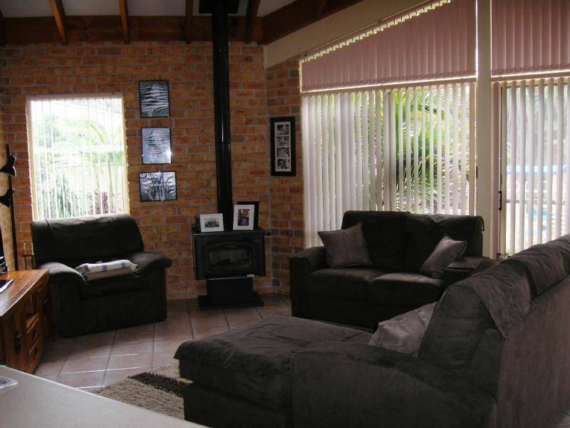 11 Greenview Place, Forster NSW 2428