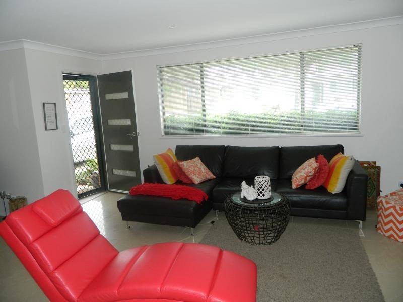 1/7 Fairway Crescent, Forster NSW 2428
