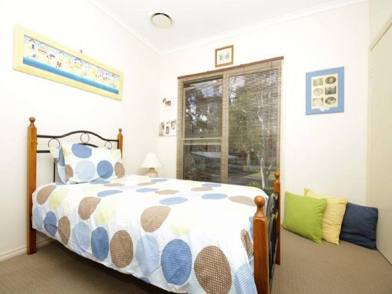 11 Riverview Place, Darawank NSW 2428