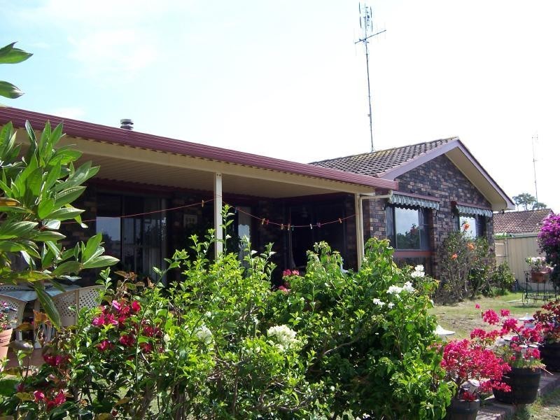 25 Wyuna Place, Forster NSW 2428