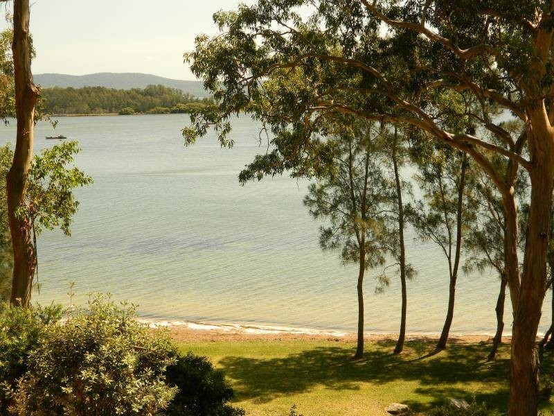 37 Green Point Drive, Forster NSW 2428