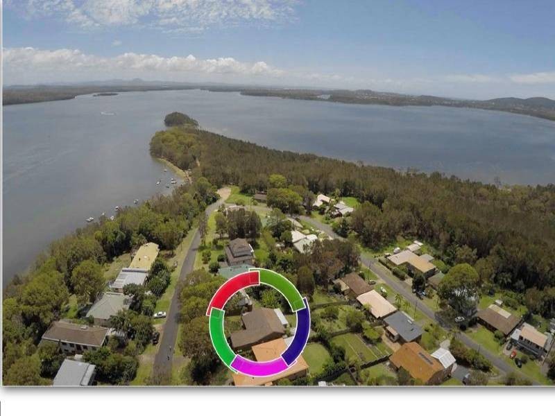 12 Greenpoint Drive, Green Point NSW 2428