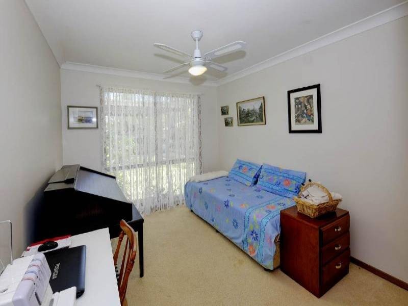 12 Greenpoint Drive, Green Point NSW 2428