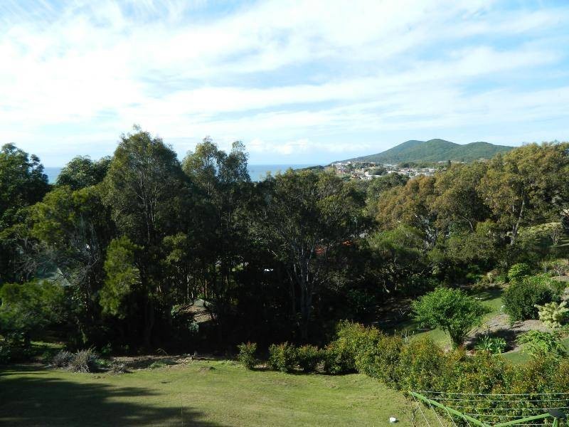 42 Becker Road, Forster NSW 2428